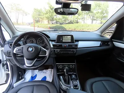 BMW 2-Series 2018, 78380 км, за 7734.01 USD - фото 7