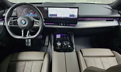 BMW 5-Series 2024, 28507 км, за 37856.76 USD - фото 7