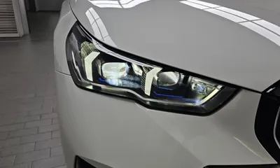 BMW 5-Series 2024, 28507 км, за 37856.76 USD - фото 22