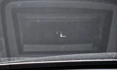 Genesis EQ900