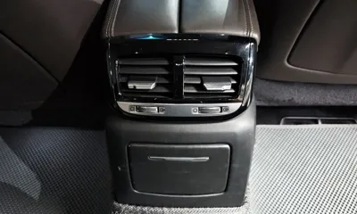 Genesis EQ900