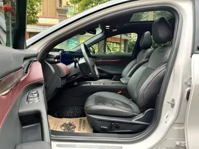 Ford Mondeo 2022, 70000 км, за 14243.4 USD