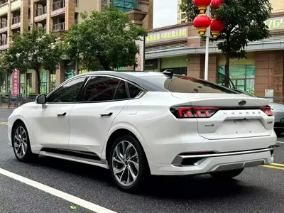 Ford Mondeo 2022, 70000 км, за 14243.4 USD - фото 7