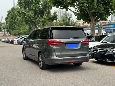 Buick GL8 2018, 88000 км, за 19569.96 USD