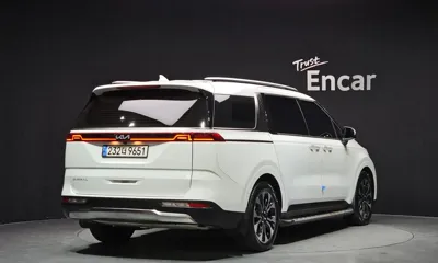 Kia Canival 2023, 48227 км, за 18234.54 USD