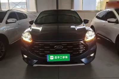 Ford Escape 2020, 61600 км, за 13044 USD