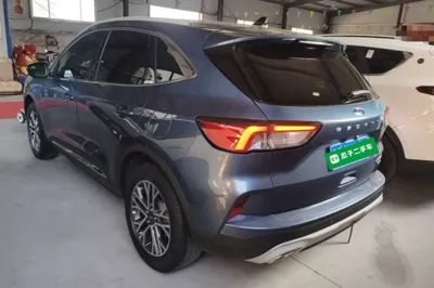 Ford Escape 2020, 61600 км, за 13044 USD