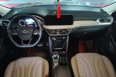 Ford Escape 2020, 61600 км, за 13044 USD - фото 12