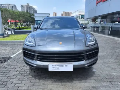 Porsche Cayenne Hybrid 2021, 58000 км, за 53734.49 USD