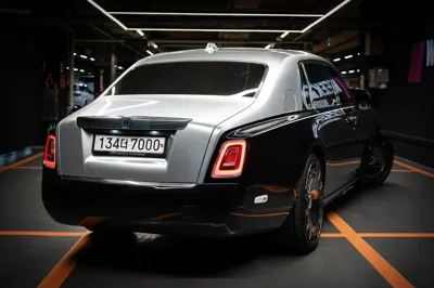Rolls-Royce Phantom 2018, 16000 км, за 312703.75 USD