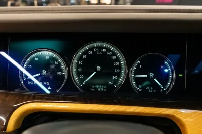 Rolls-Royce Phantom 2018, 16000 км, за 312703.75 USD - фото 9