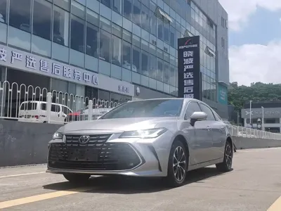 Toyota Avalon · 2023 год