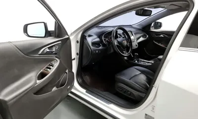 ChevroletGMDaewoo Malibu 2018, 137927 км, за 4466.63 USD - фото 10