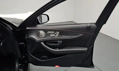 Mercedes-Benz E-Class 2023, 46459 км, за 45949.85 USD - фото 25