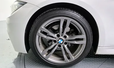 BMW 3-Series 2018, 18848 км, за 16525.66 USD