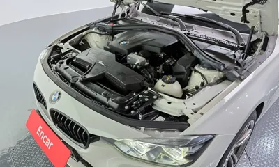 BMW 3-Series 2018, 18848 км, за 16525.66 USD - фото 6