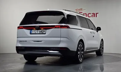 Kia Canival 2021, 47331 км, за 20284.11 USD