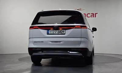 Kia Canival 2021, 47331 км, за 20284.11 USD