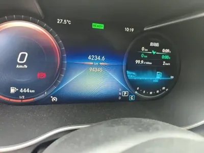 Mercedes-Benz C-Class 2019, 94300 км, за 16615.16 USD