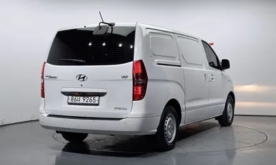 Hyundai Starex 2016, 161440 км, за 5682.19 USD