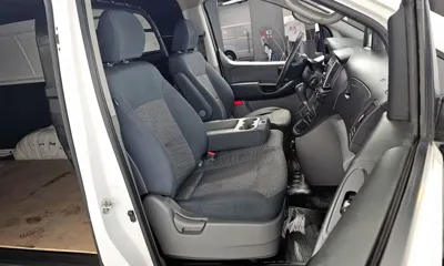 Hyundai Starex 2016, 161440 км, за 5682.19 USD - фото 10