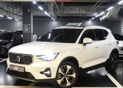 Volvo XC40 · 2024 год