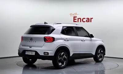Hyundai Venue 2021, 49069 км, за 10548.93 USD