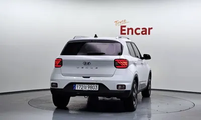 Hyundai Venue 2021, 49069 км, за 10548.93 USD