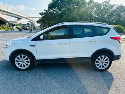Ford Kuga 2016, 201500 км, за 2890.51 USD