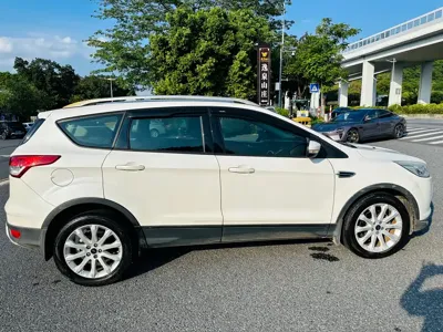 Ford Kuga 2016, 201500 км, за 2897.92 USD - фото 6