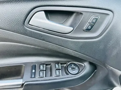 Ford Kuga 2016, 201500 км, за 2897.92 USD - фото 13
