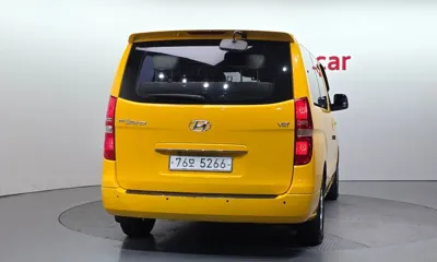 Hyundai Starex 2015, 221617 км, за 3900.41 USD