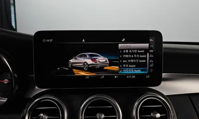 Mercedes-Benz C-Class 2019, 167222 км, за 12465.54 USD - фото 19