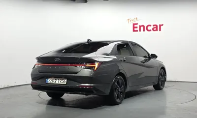 Hyundai Avante 2023, 87875 км, за 13022.22 USD