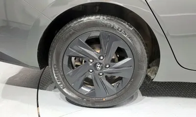 Hyundai Avante 2023, 87875 км, за 13022.22 USD
