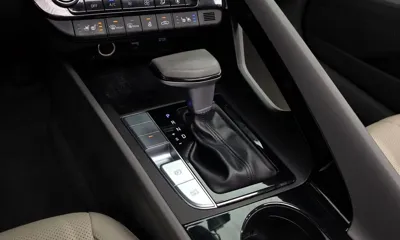 Hyundai Avante 2023, 87875 км, за 12931.6 USD - фото 9