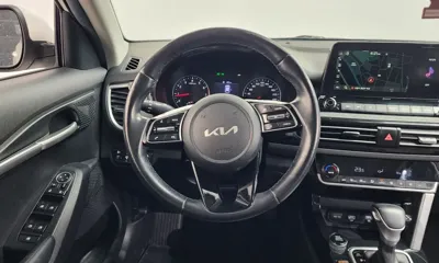 Kia Seltos 2023, 102692 км, за 11726.39 USD - фото 13