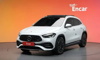 Mercedes-Benz GLA-Class · 2023 год