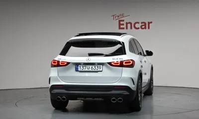 Mercedes-Benz GLA-Class 2023, 9483 км, за 29758.4 USD