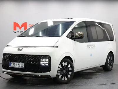 Hyundai Staria · 2025 год