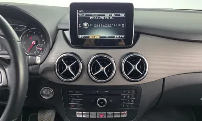Mercedes-Benz B-Class 2015, 31882 км, за 8403.91 USD - фото 13