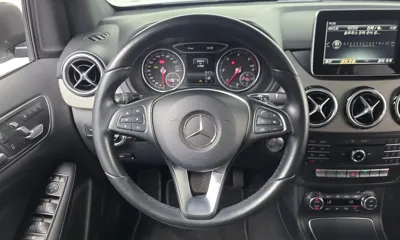 Mercedes-Benz B-Class 2015, 31882 км, за 8403.91 USD - фото 14