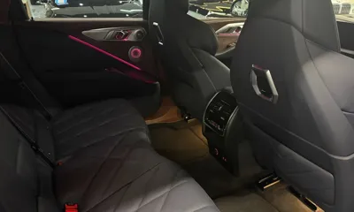 BMW XM 2026, 6287 км, за 110391.4 USD - фото 7