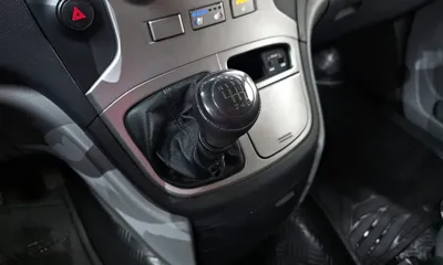 Hyundai Starex 2015, 70080 км, за 4768.21 USD - фото 9