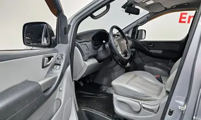Hyundai Starex 2015, 70080 км, за 4768.21 USD - фото 11