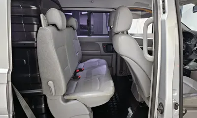 Hyundai Starex 2015, 70080 км, за 4768.21 USD - фото 12