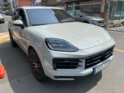 Porsche Cayenne 2024, 18600 км, за 64797.79 USD