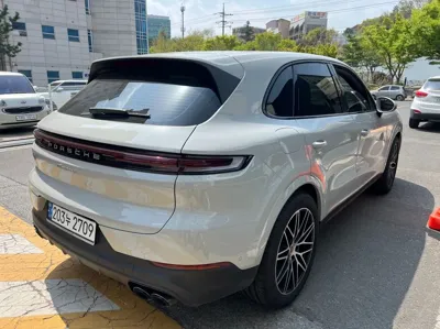 Porsche Cayenne 2024, 18600 км, за 64797.79 USD