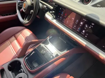 Porsche Cayenne 2024, 18600 км, за 64797.79 USD - фото 7
