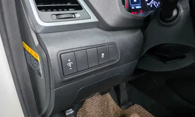 Hyundai Tucson 2016, 106461 км, за 6874.67 USD - фото 17
